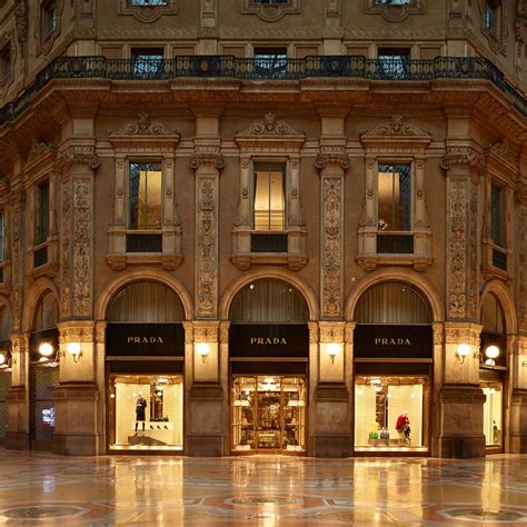 prada store rotterdam